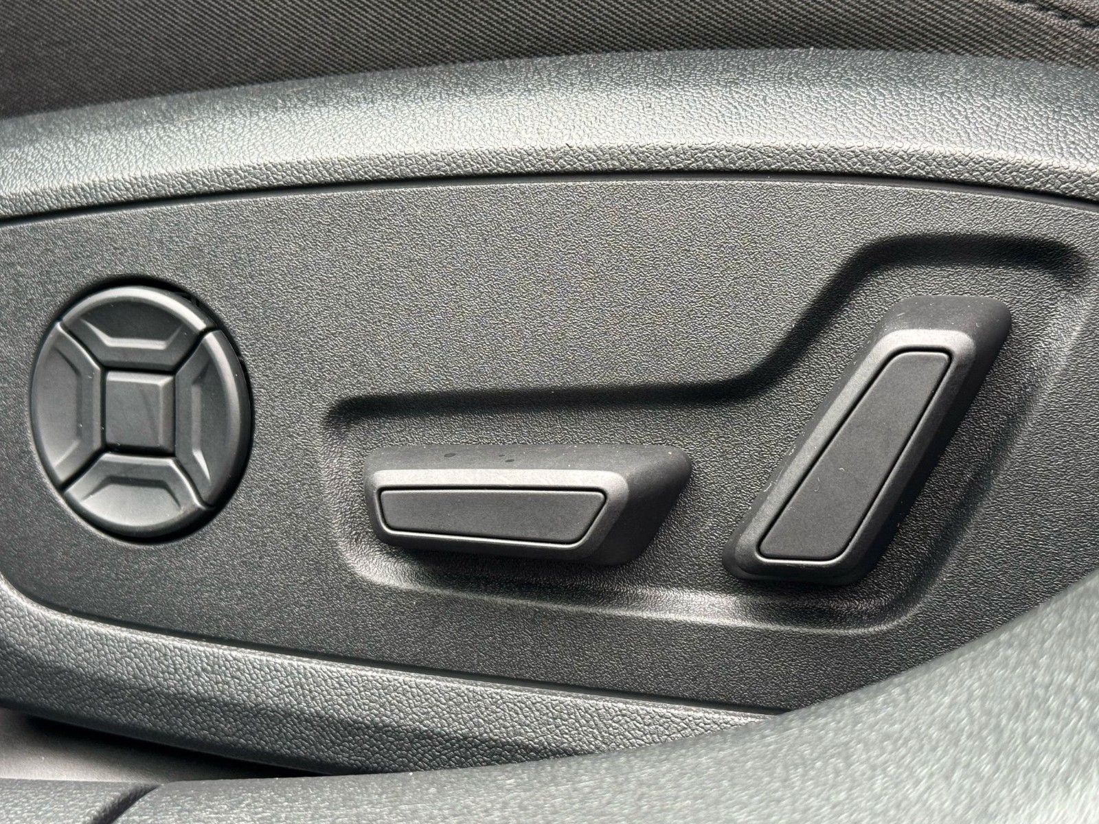 Audi A6 Avant 50 TDI quattro Sport - Samsaru's Car Outlet