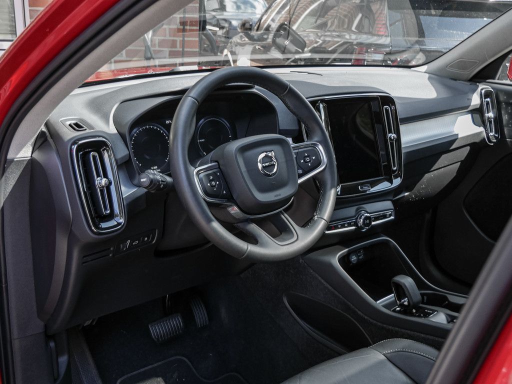 Volvo XC40 T4 Inscription Recharge Plug-In - Samsaru's Car Outlet
