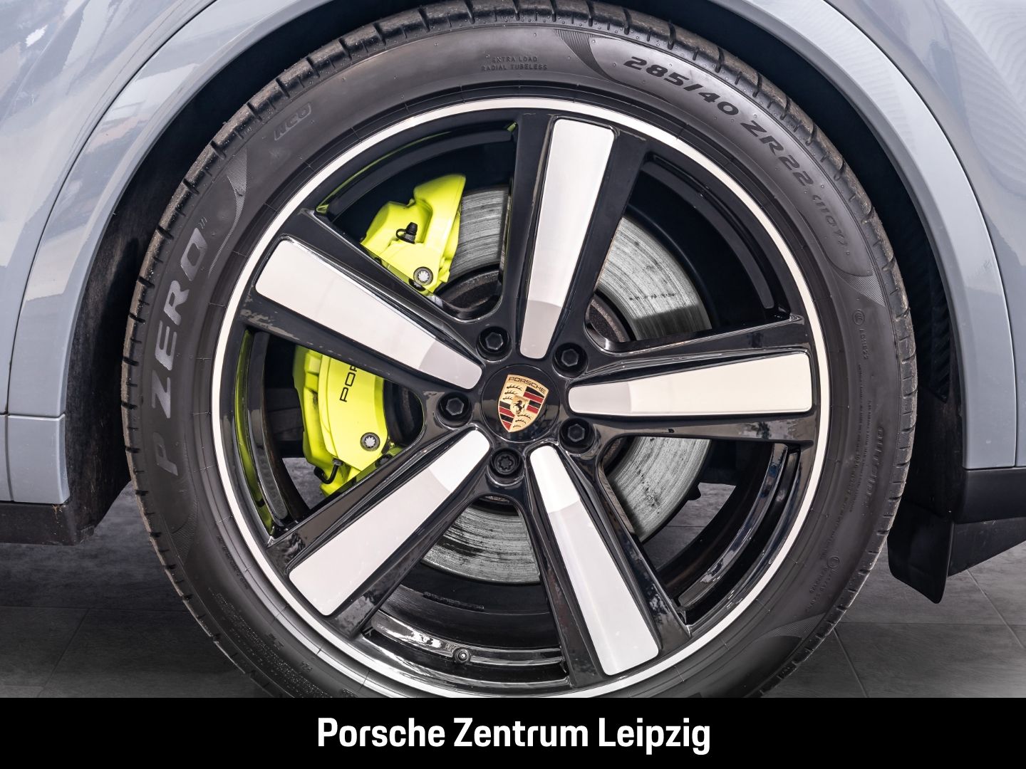 Porsche Cayenne S E-Hybrid HA-Lenkung InnoDrive Head-Up