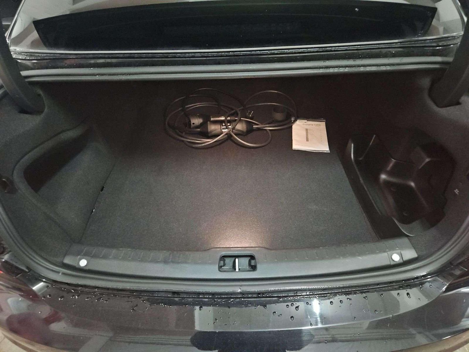 Volvo S90 Ultimate Dark Recharge Plug-In Hybrid AWD