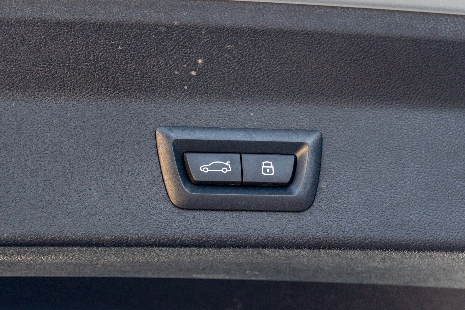 BMW X3 20d M SPORT - Samsaru's Car Outlet
