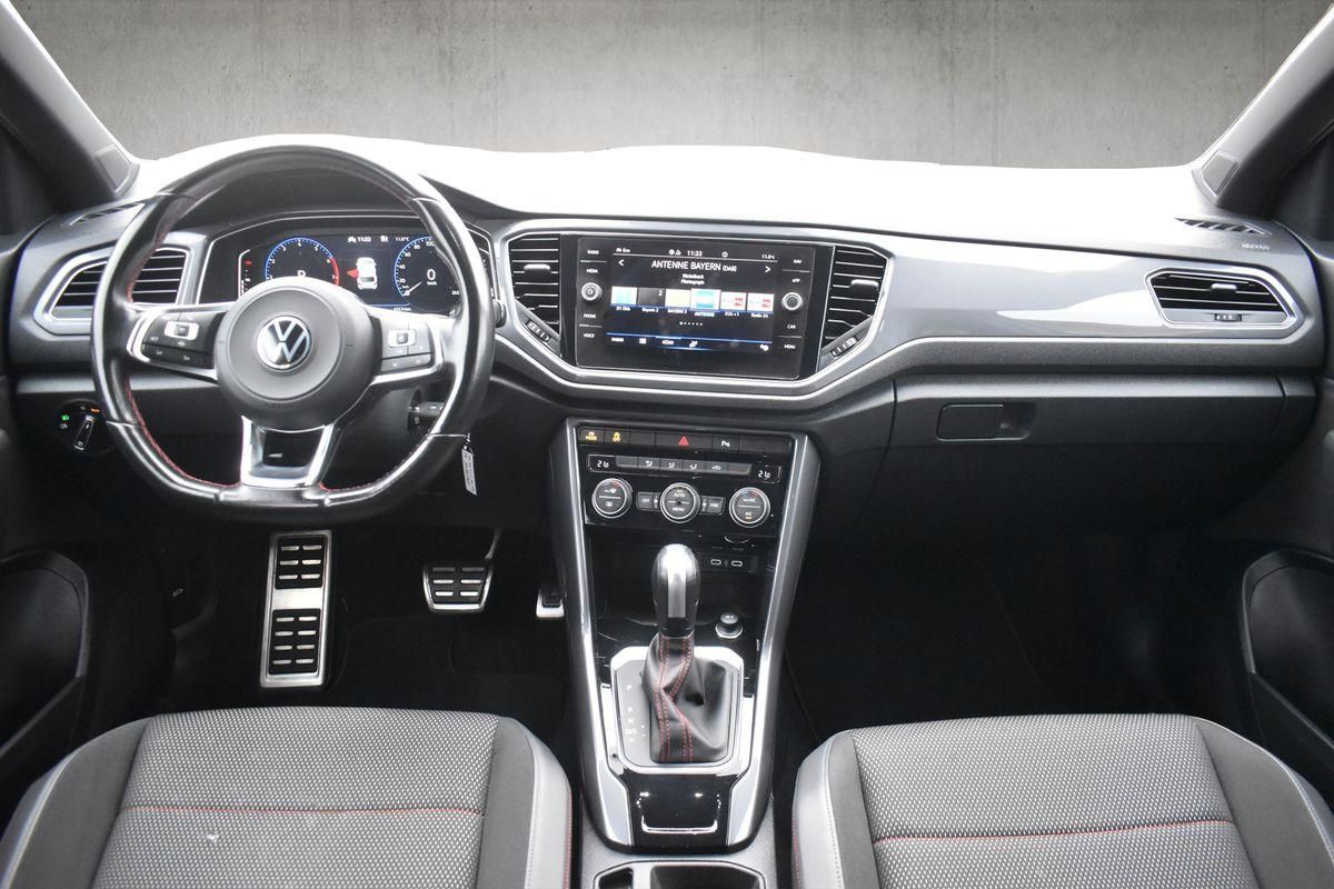 Volkswagen T-Roc 1.5 TSI DSG Sport R-Line - Samsaru's Car Outlet