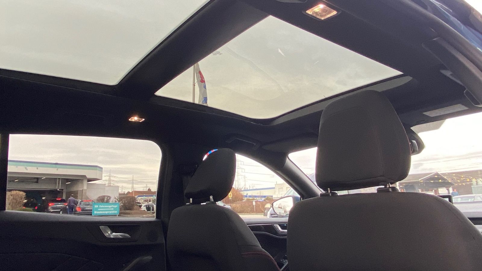 Ford Focus Turnier ST-Line X, Styling*PANO*Matrix-LED