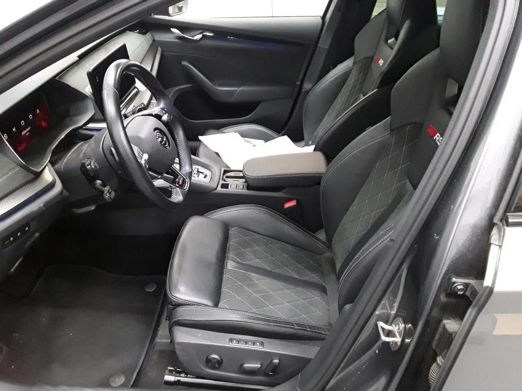 Skoda Octavia Combi 1.4 TSI iV RS LED NAVI PANO KAMERA