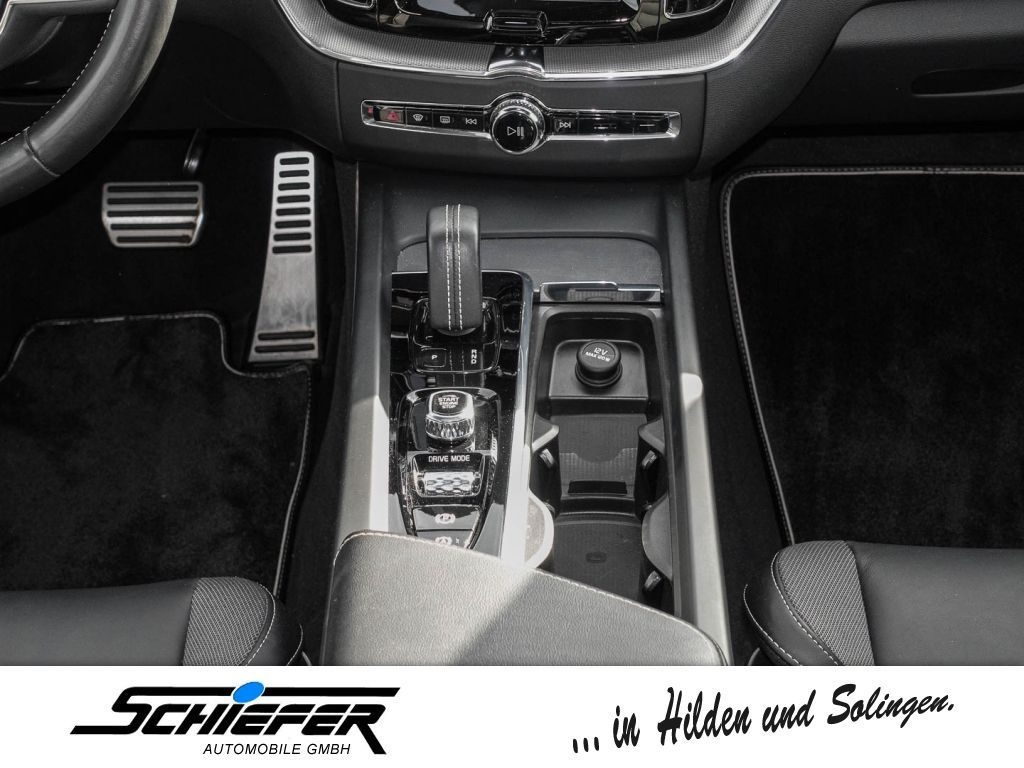 Volvo XC60 T6 AWD Recharge Geartronic RDesign