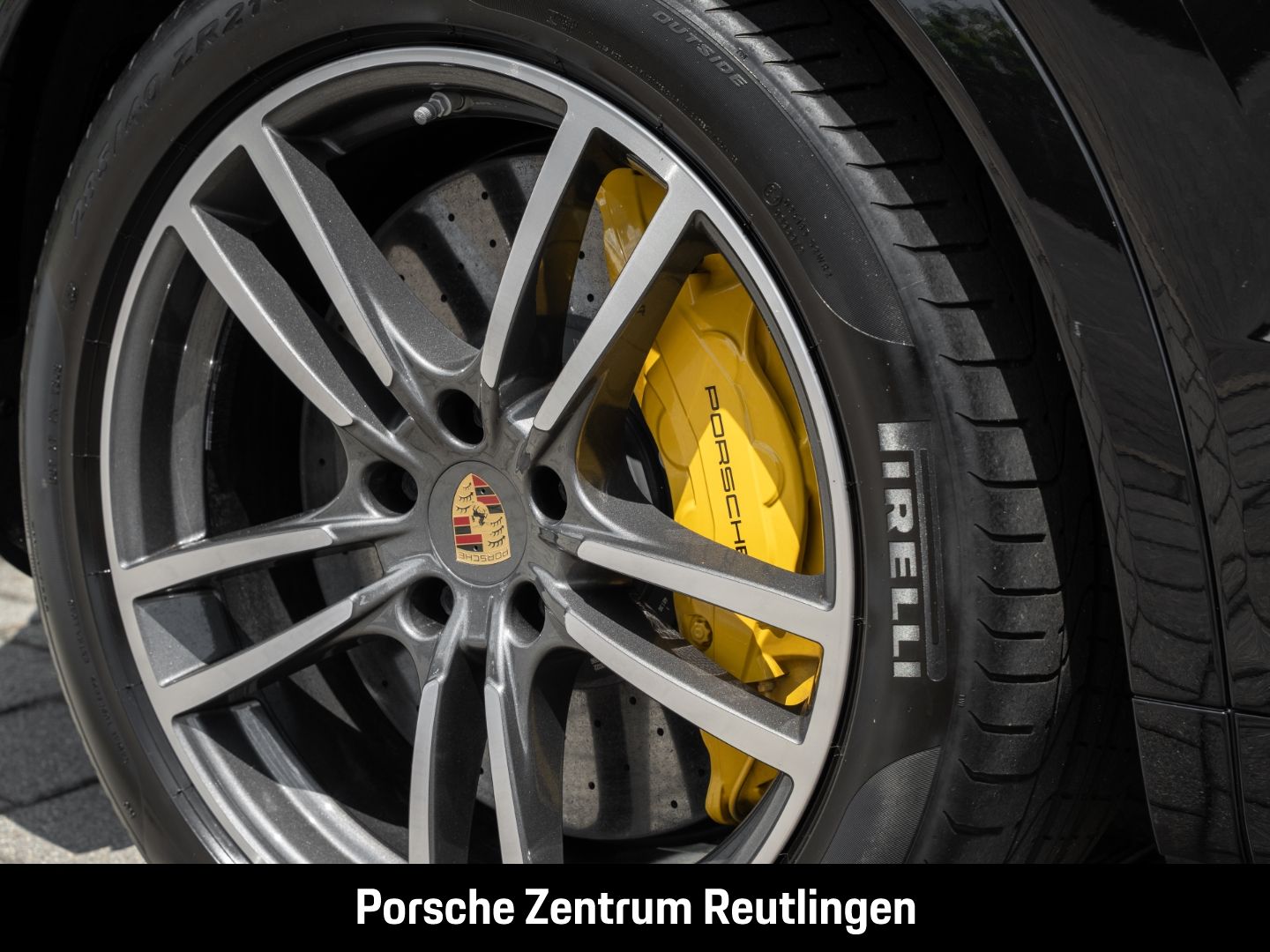 Porsche Cayenne Turbo Burmester Panorama Luftfederung