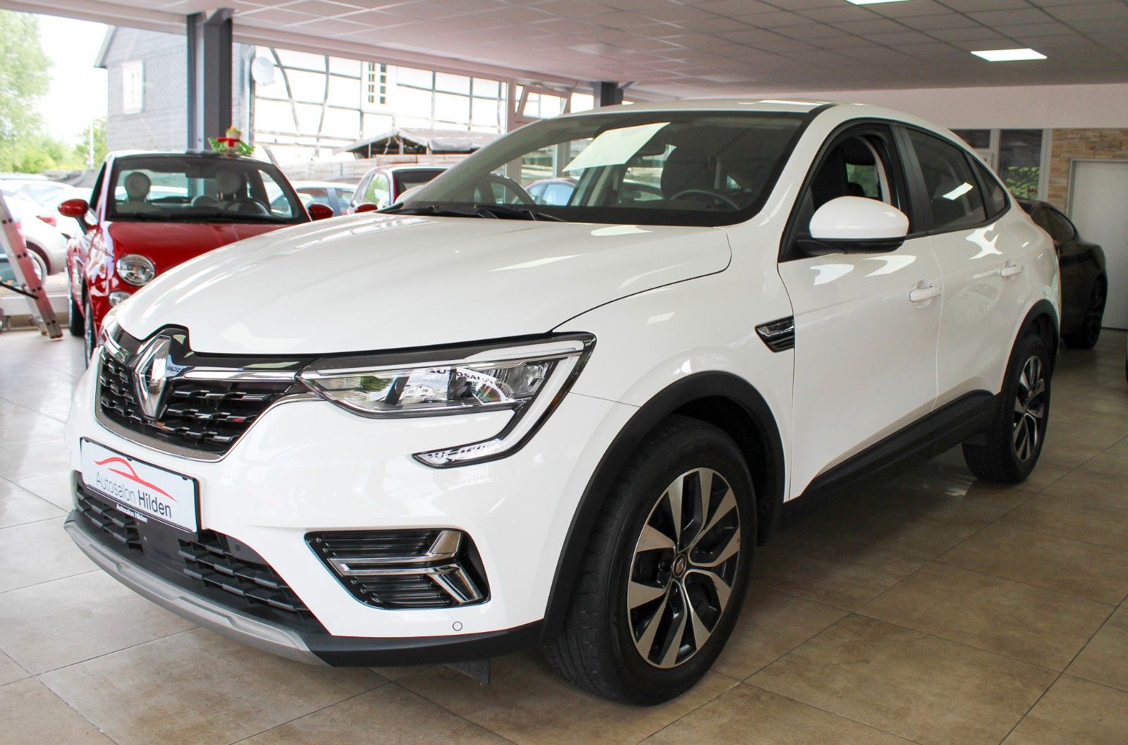 Renault Arkana 1.3 TCE Equilibre - Samsaru's Car Outlet