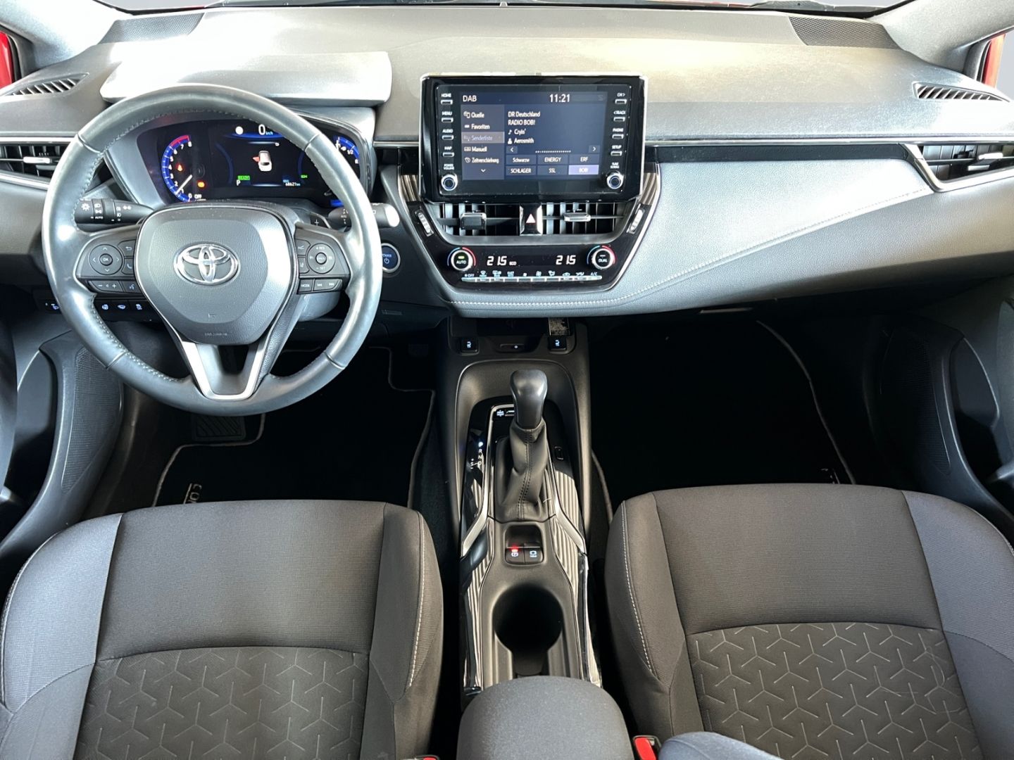 Toyota Corolla 2.0 Hybrid TS - Samsaru's Car Outlet