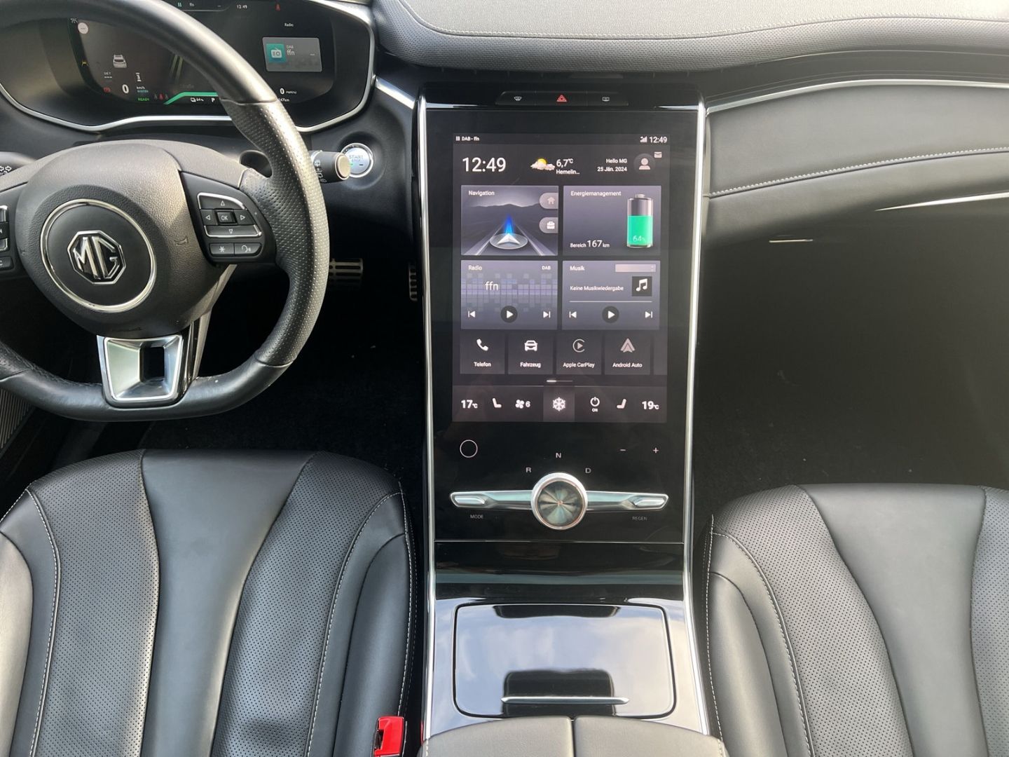 MG Marvel R Luxury Panorama Leder digitales Cockpit