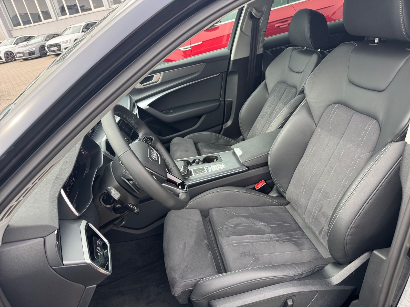 Audi A6 Avant S line 45 TFSI quattro S tronic, MATRIX