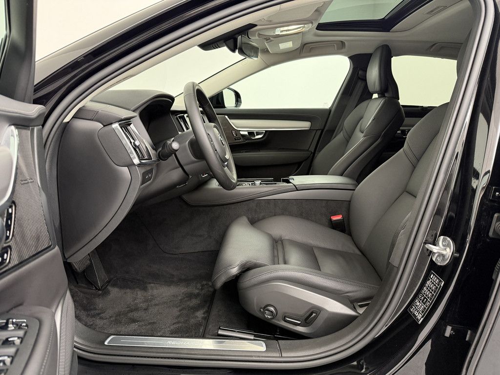 Volvo S90 T8 Ultimate Dark Plug-In Hybrid AWD