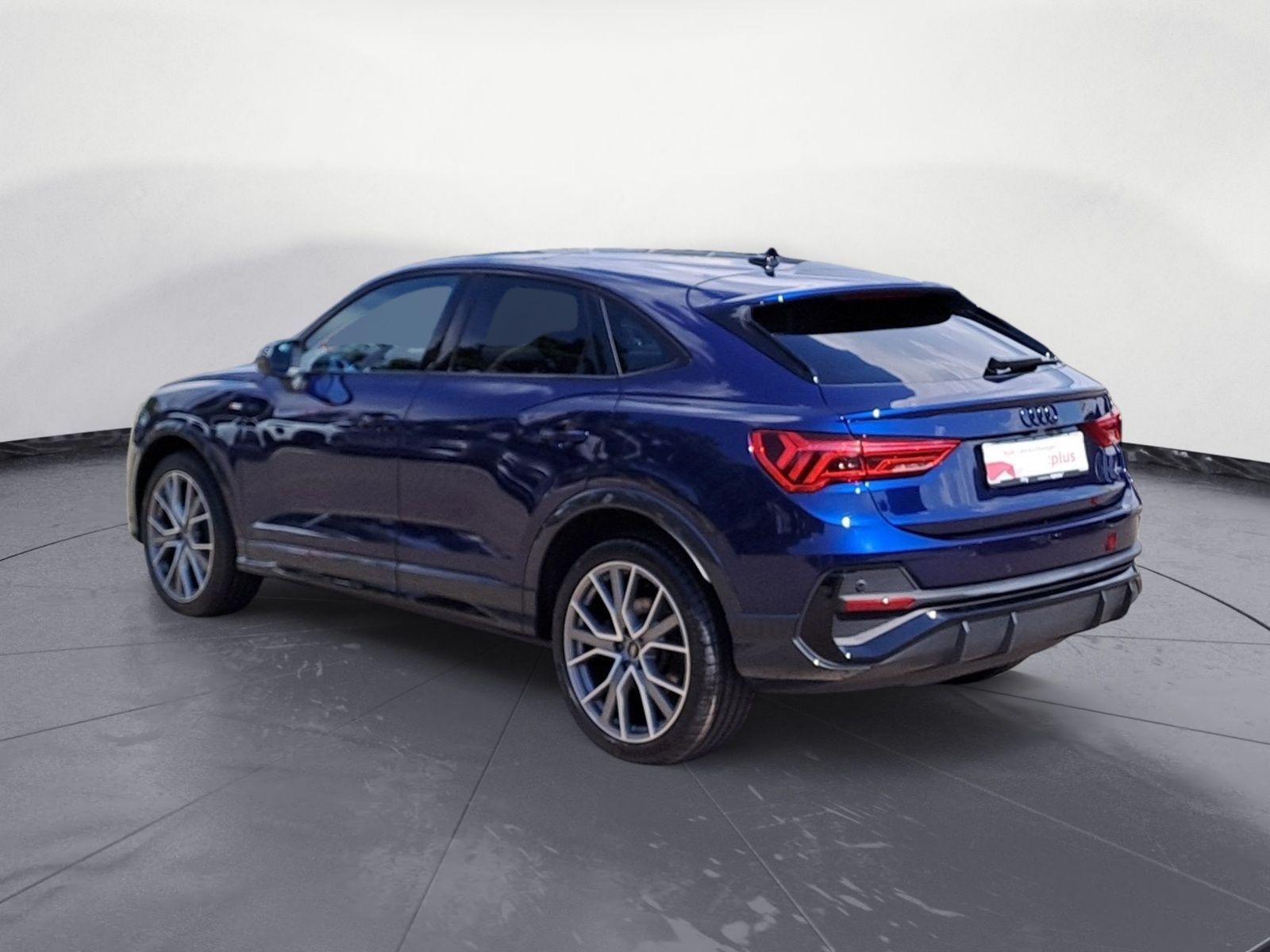 Audi Q3 40 TFSI Sportback quattro S line - Samsaru's Car Outlet