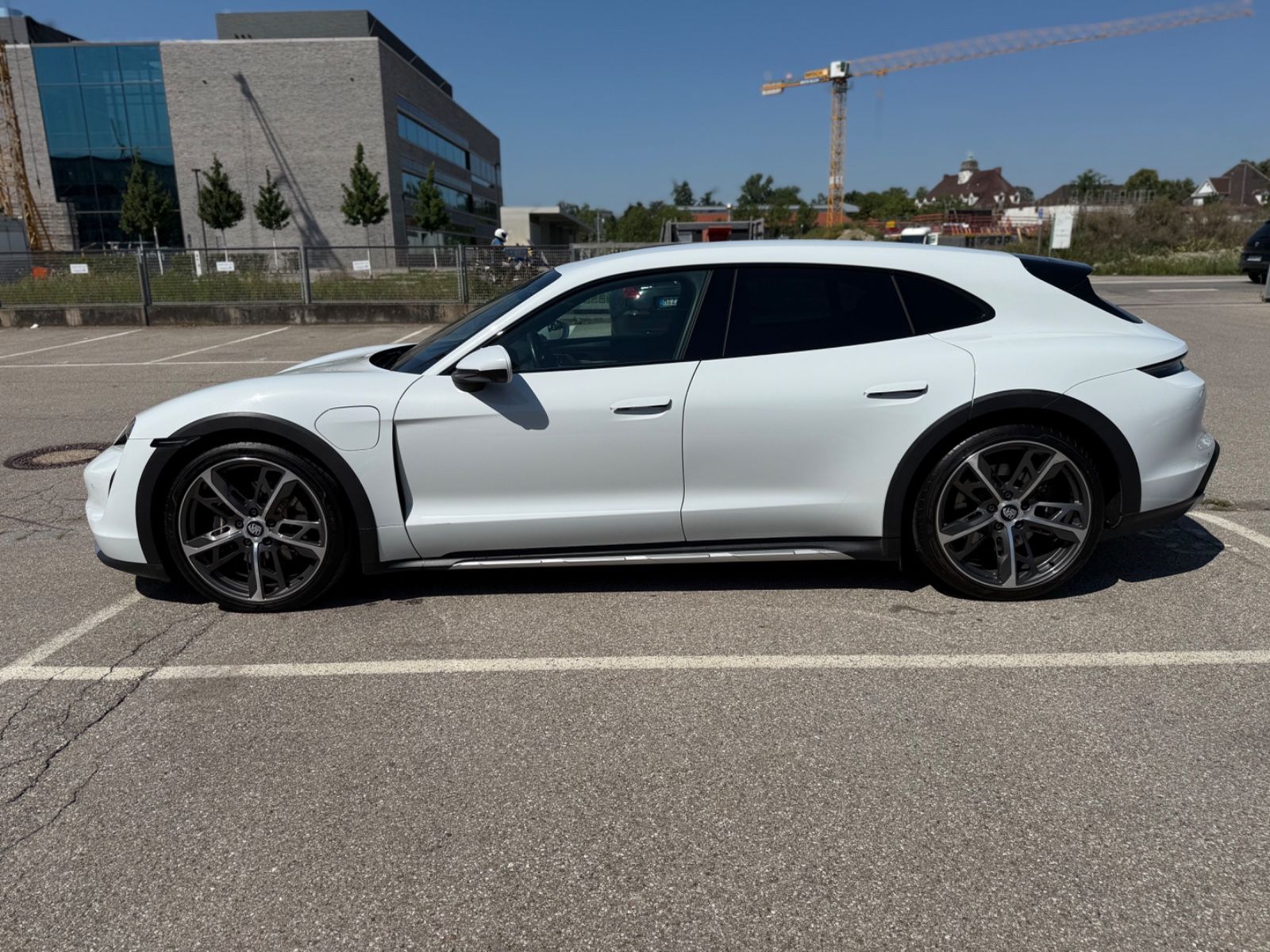 Porsche Taycan Cross 4 Approved Beif.Display HUD 22 Zoll