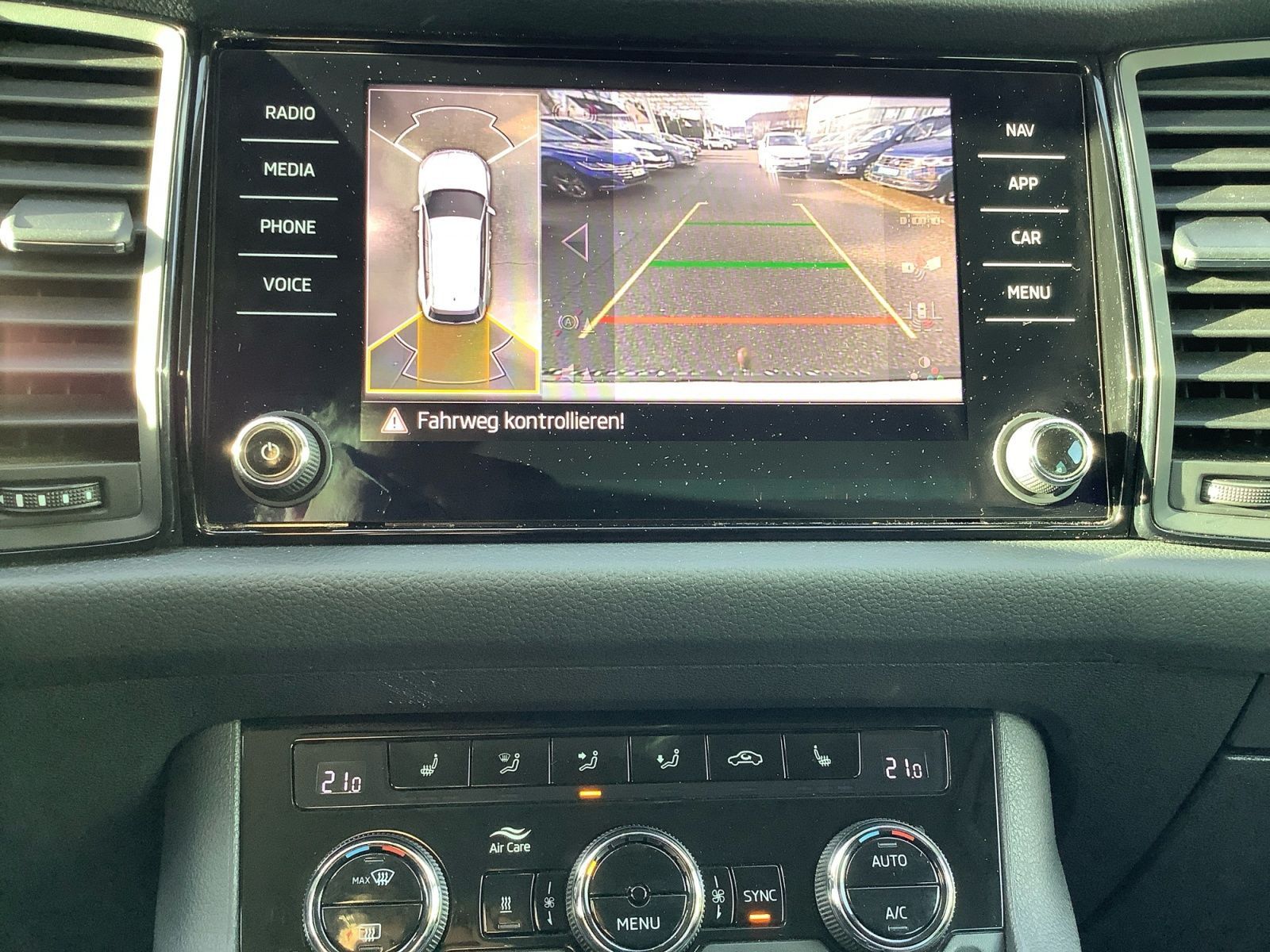 Skoda Kodiaq 2.0 TDI DSG Clever 4x4 AHK Matrix Standh.