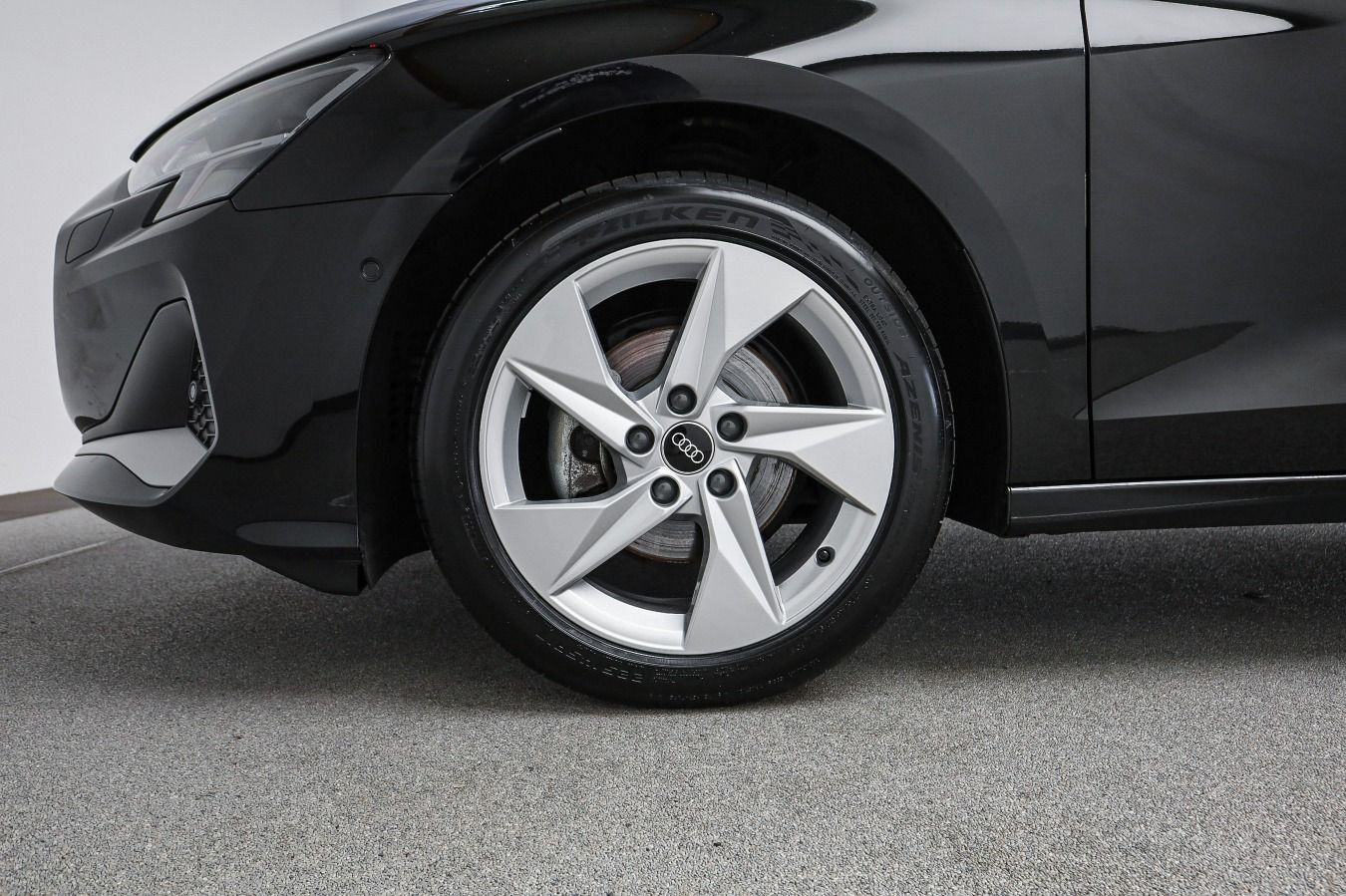 Audi A3 Sportback 35 TDI advanced - Samsaru's Car Outlet