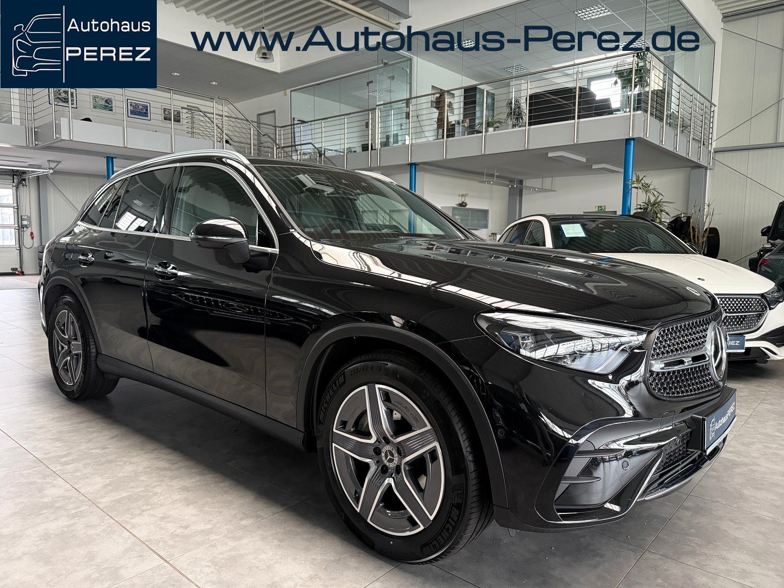 Mercedes-Benz GLC 300 4M AMG PREMIUM STANDHEIZUNG - DISTRONIC!