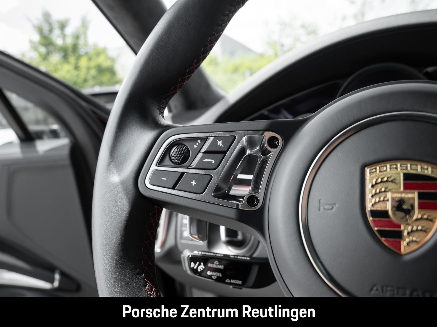 Porsche Cayenne Turbo Burmester Panorama Luftfederung
