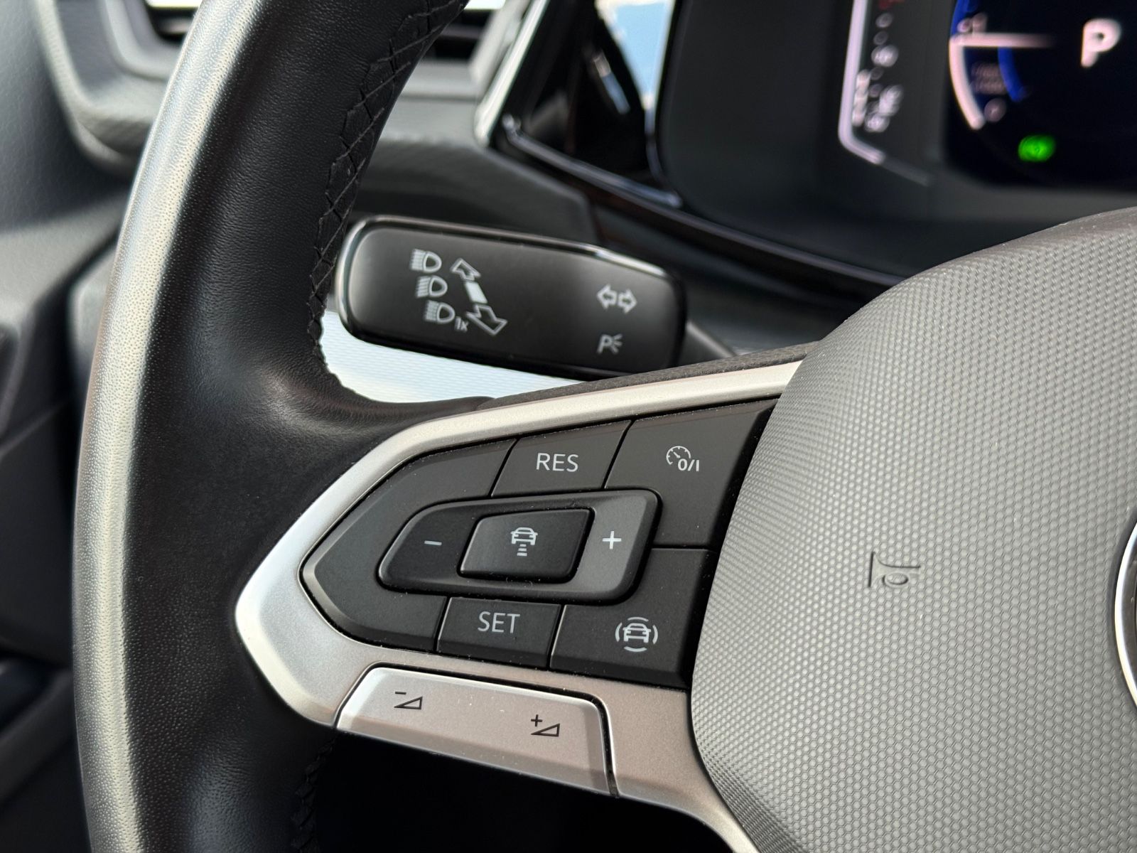 Volkswagen T6.1 Multivan 2.0 TDI DSG Generation Six - Samsaru's Car Outlet