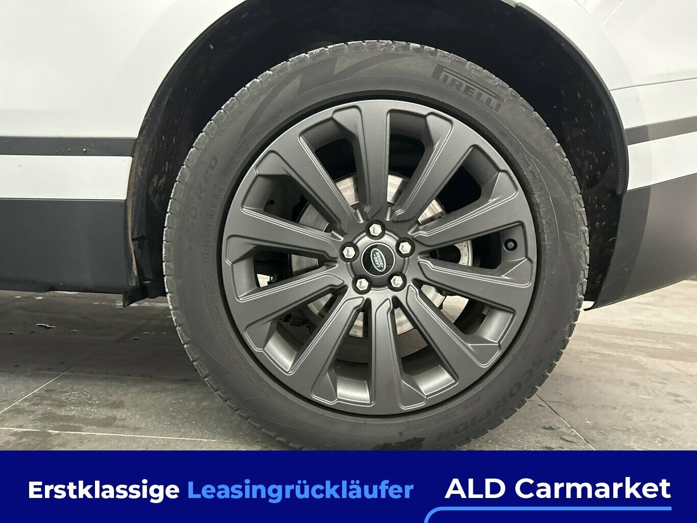 Range Rover Velar P400e - Samsaru's Car Outlet