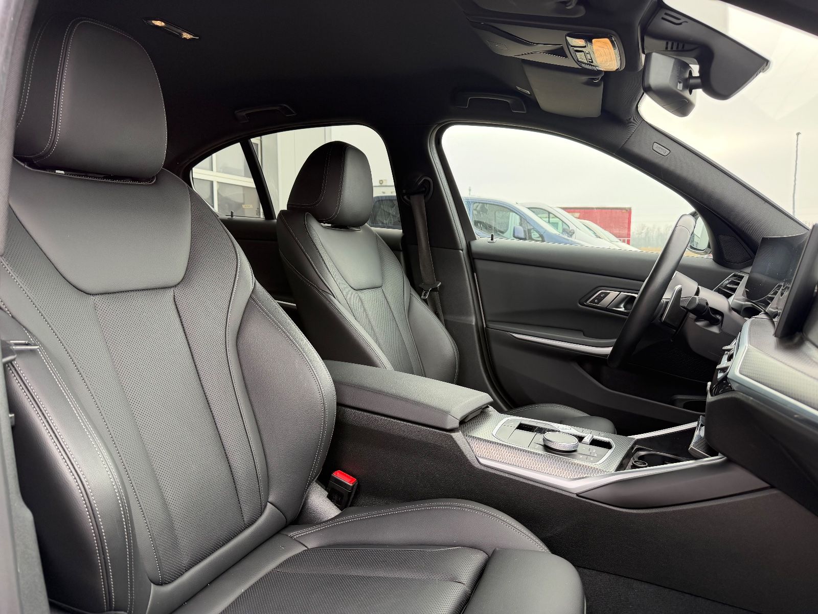 BMW 330e xDrive MSport Facelift Limo Shadow-Line Ahk