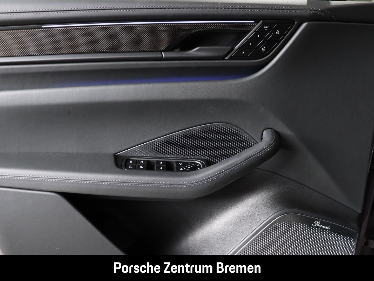 Porsche Macan Turbo - Samsaru's Car Outlet