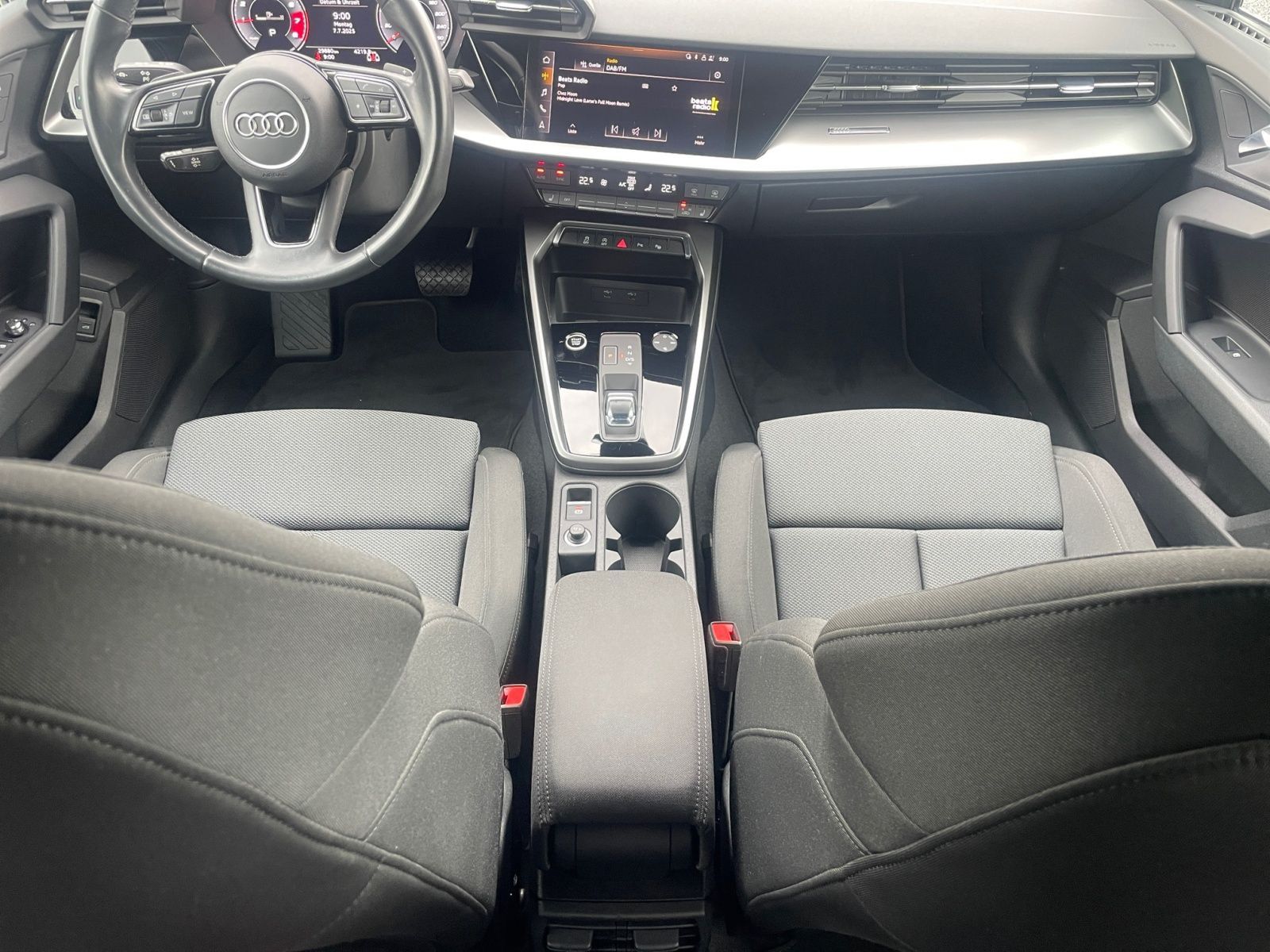 Audi A3 Sportback advanced 35 TFSI - Samsaru's Car Outlet