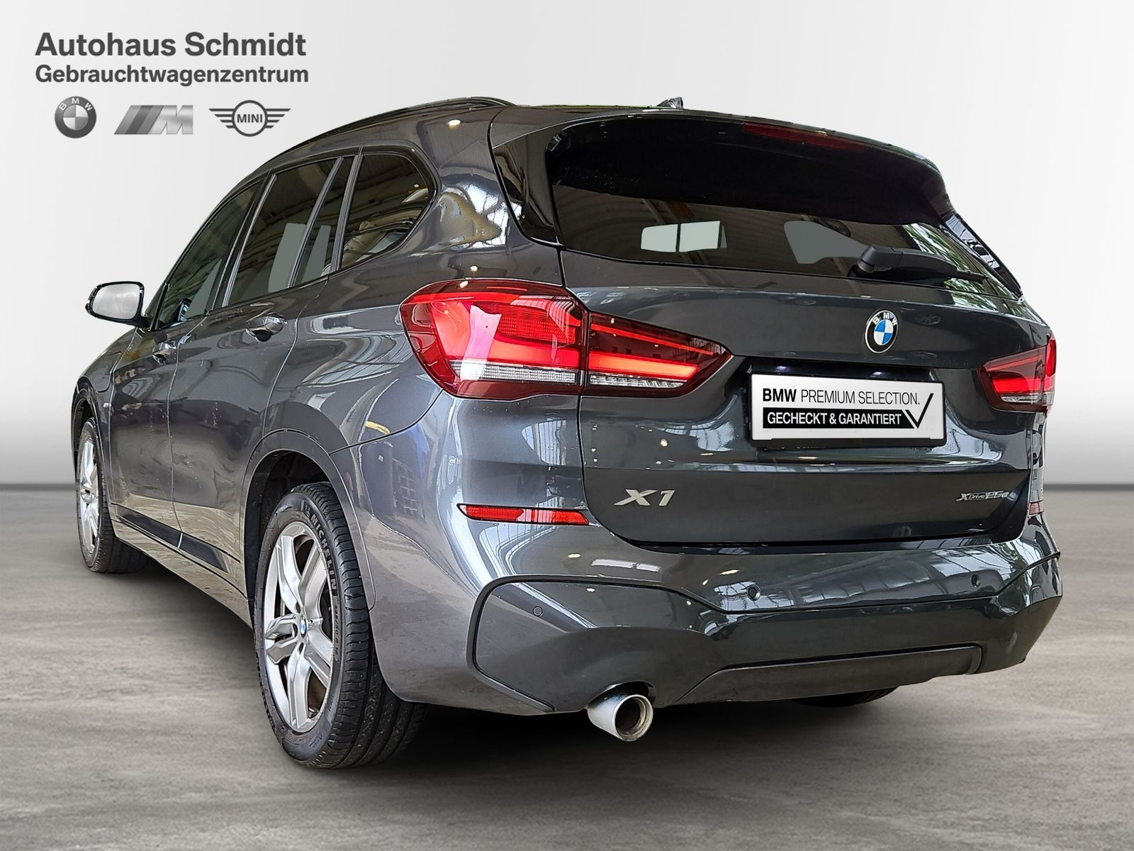 BMW X1 xDrive25e M Sportpaket - Samsaru's Car Outlet