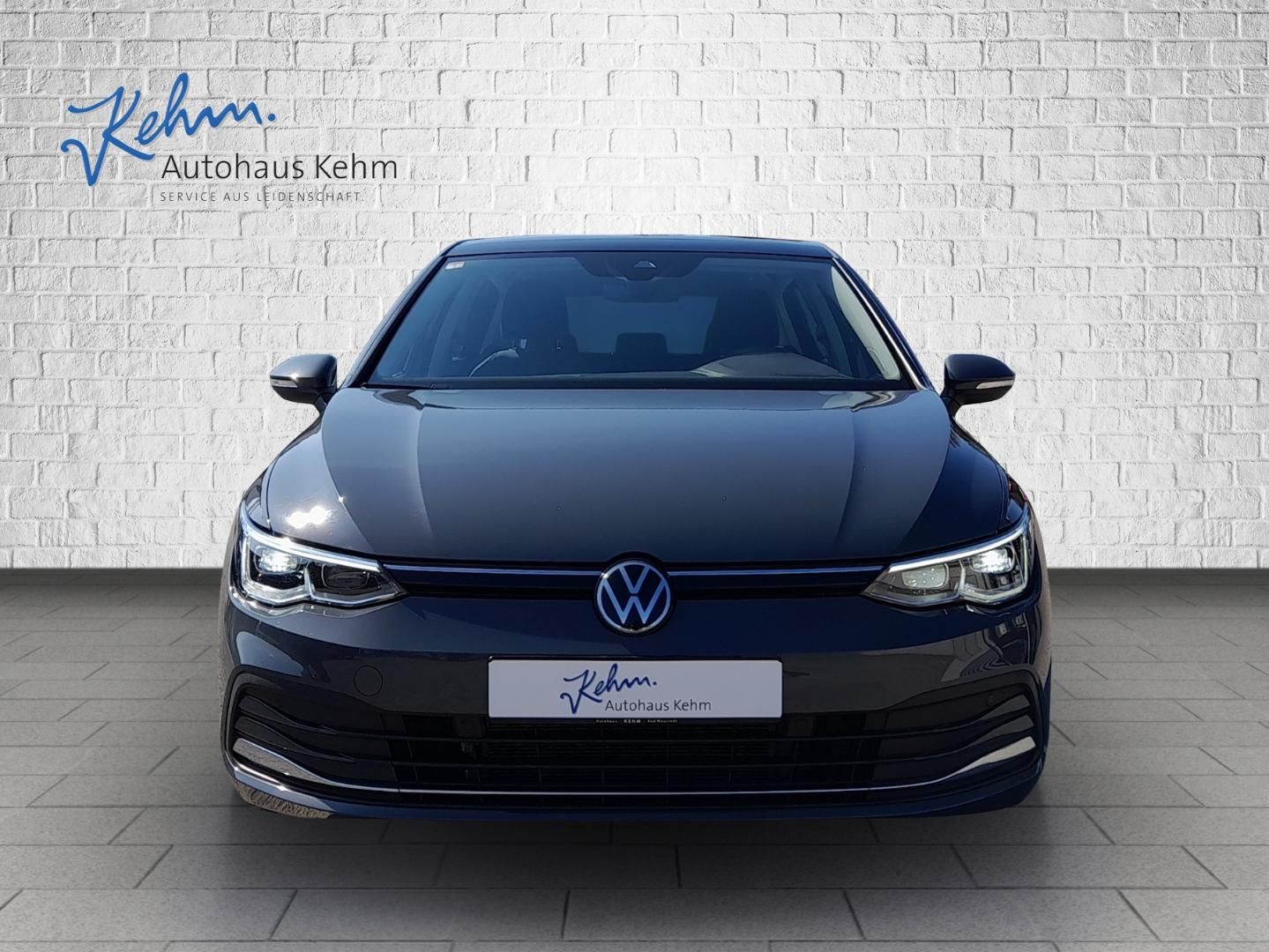 Volkswagen Golf Style VIII 1.5 TSI - Samsaru's Car Outlet