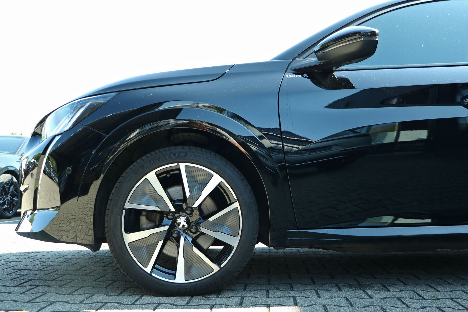 Peugeot E-208 E-GT Pack - Samsaru's Car Outlet