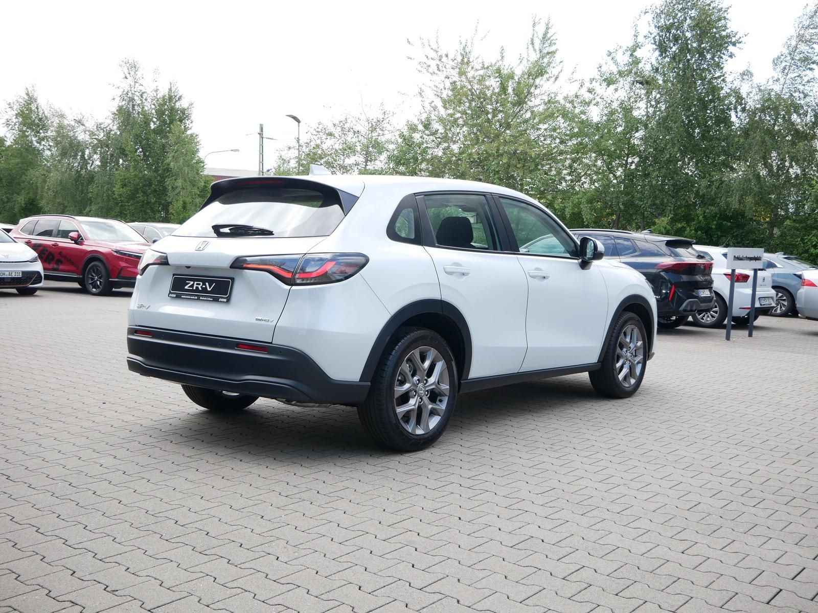 Honda ZR-V 2.0 i-MMD HYBRID ELEGANCE NAVI+ACC+KAMERA