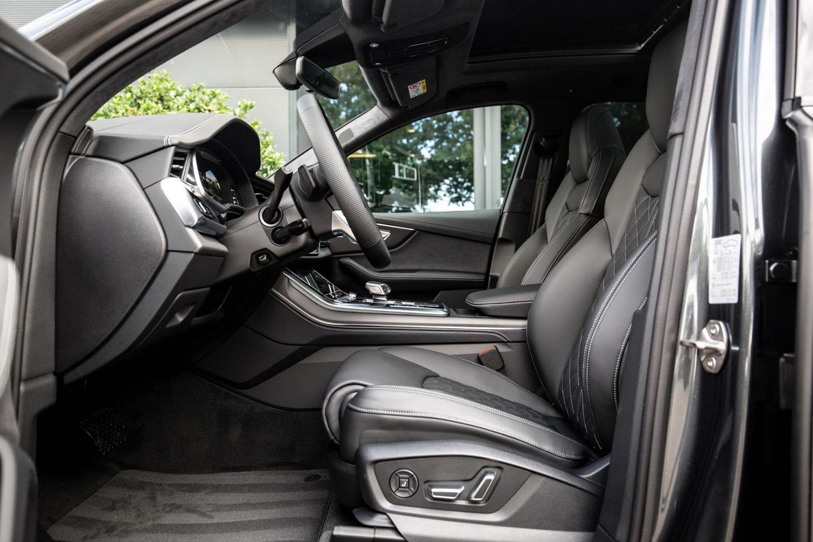 Audi Q7 60 TFSI e Competition 490pk, Full-options 202