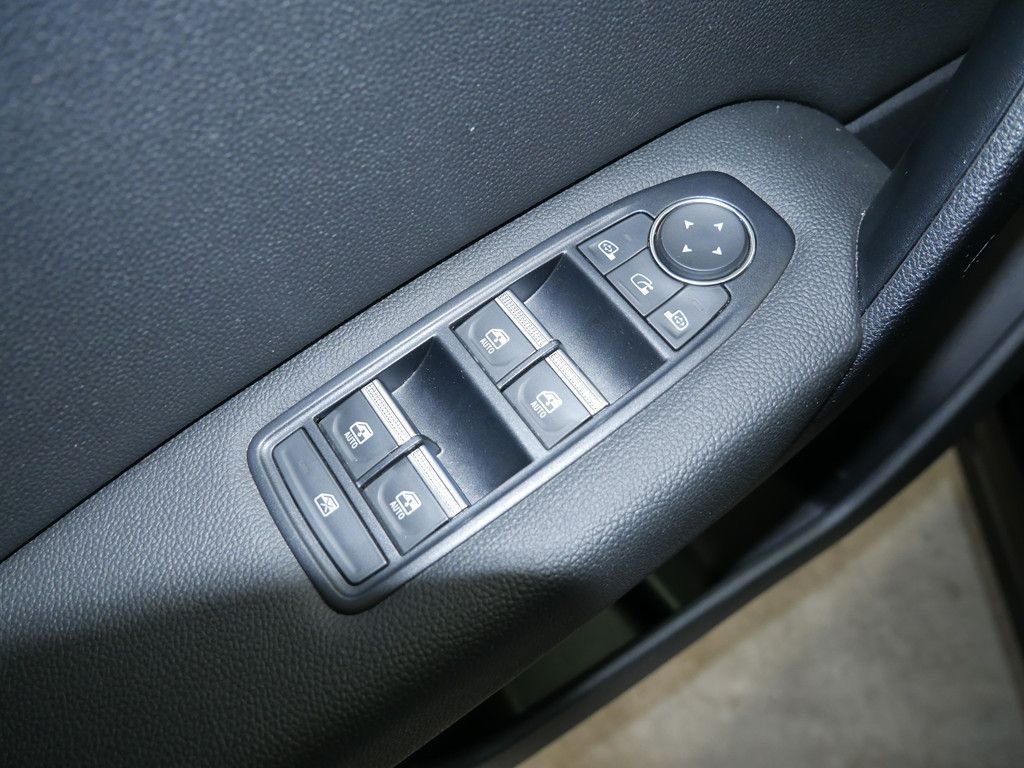 Renault Captur Intens - Samsaru's Car Outlet