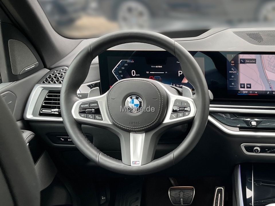 BMW X5 xDrive30d M Sport Individual 2-Achs Pano Sky!