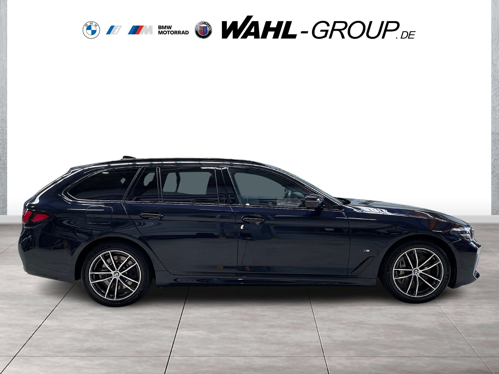 BMW 530d xDrive TOURING M SPORTPAKET AHK H&K HIFI AL