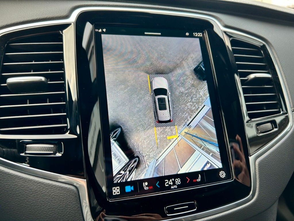 Volvo XC90 B5 D AWD Geartronic ULTIMATE BRIGHT-7Si-AHK