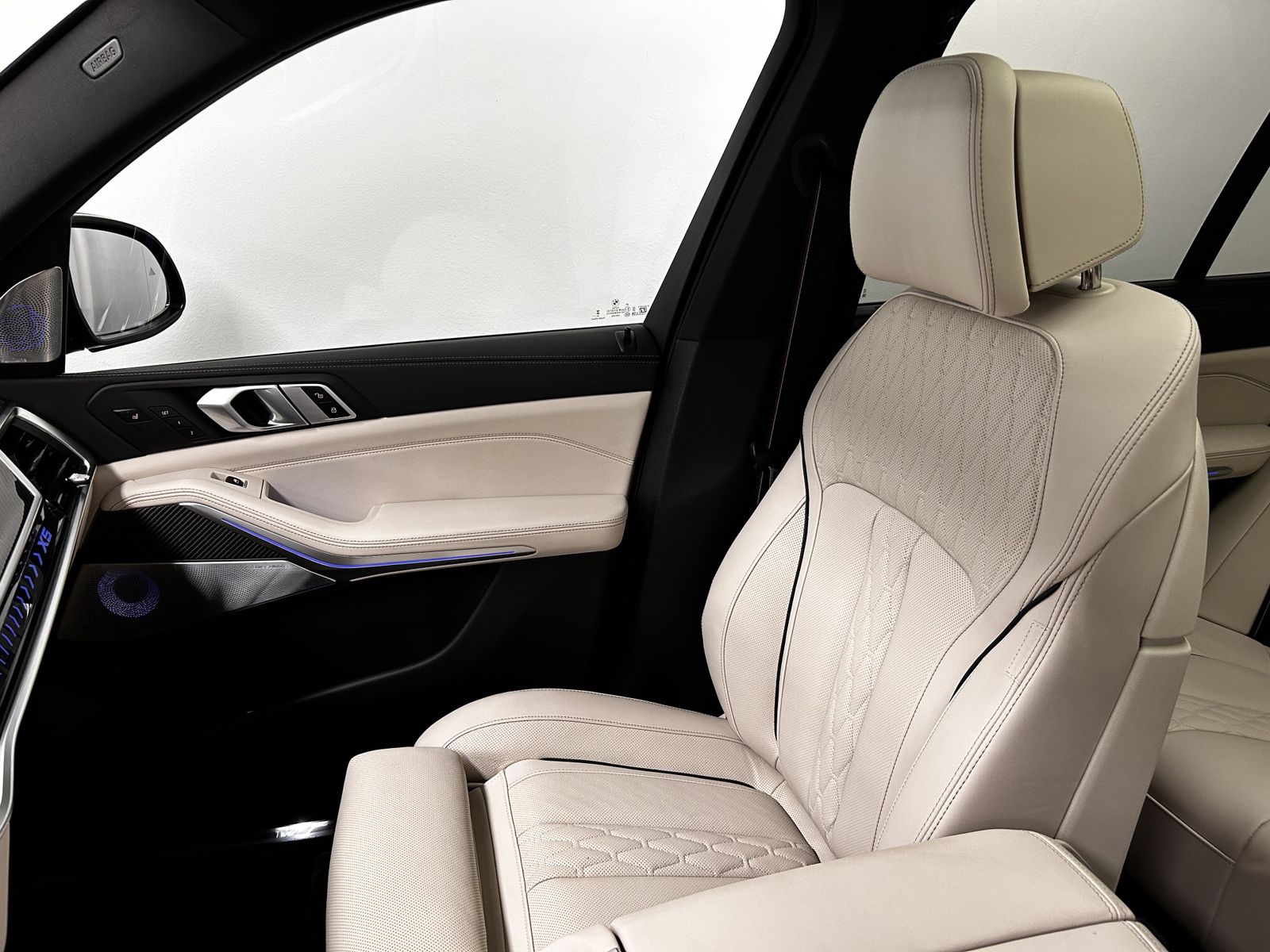 BMW X5 xDrive50e M Sportpaket Pro B&W Pano. AHK DAB