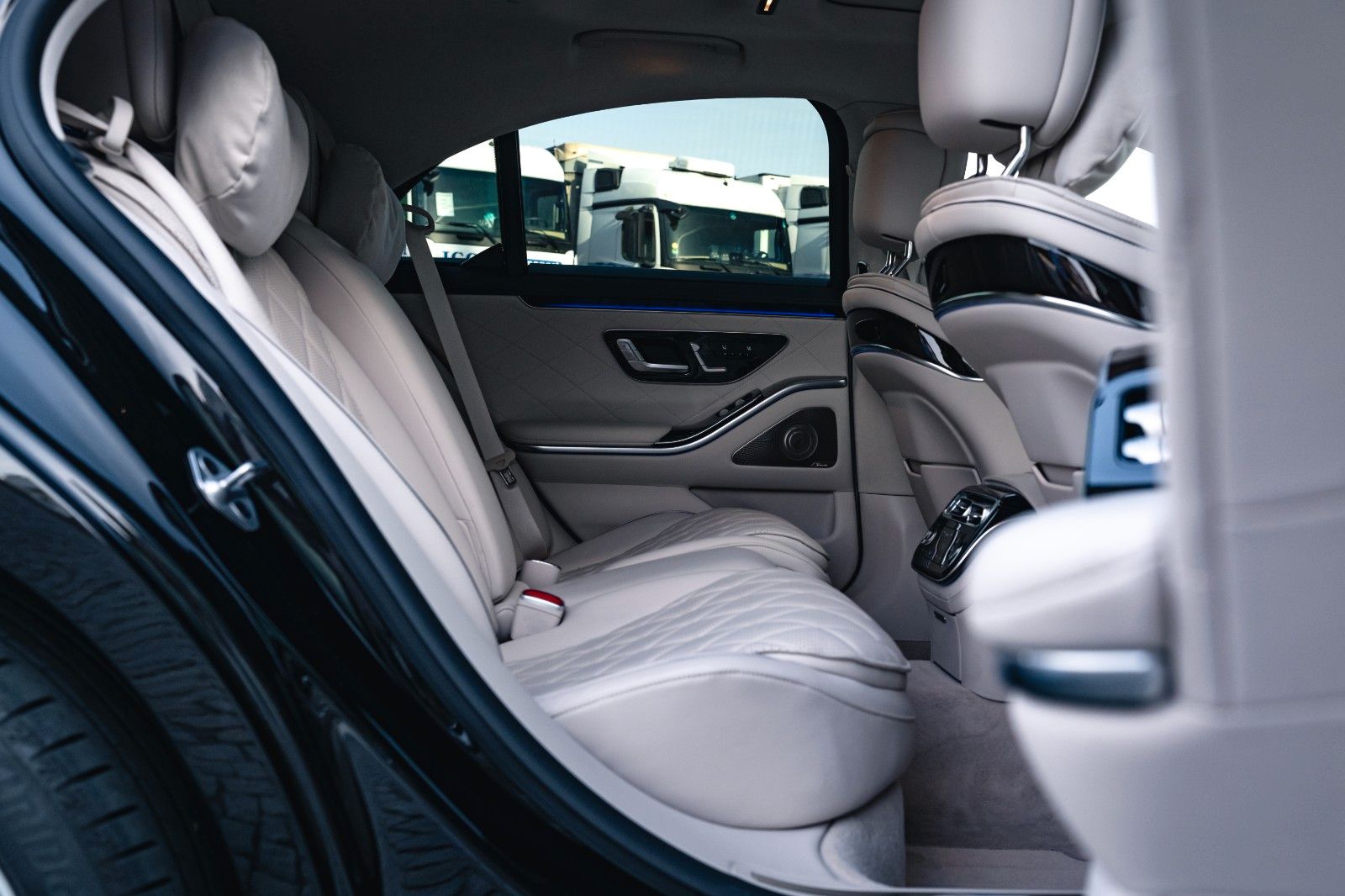 Mercedes-Benz S 580 4Matic - Samsaru's Car Outlet