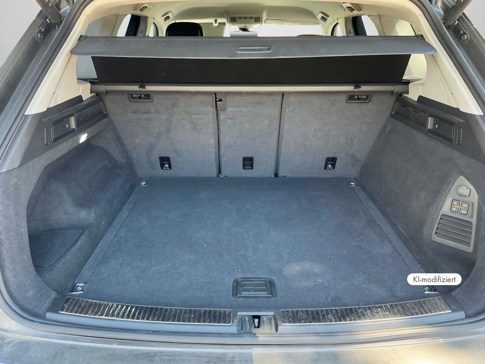 Volkswagen Touareg Elegance 3,0 TDI 4MOTION | 21" in Schwar