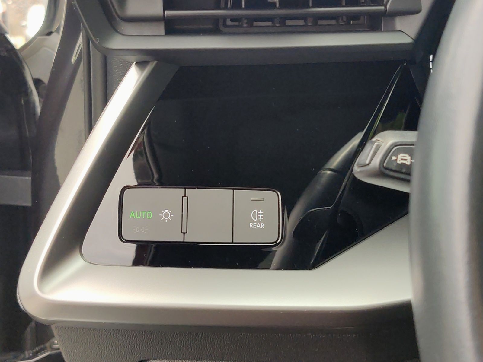 Audi A3 Sportback 30 TDI advanced - Samsaru's Car Outlet