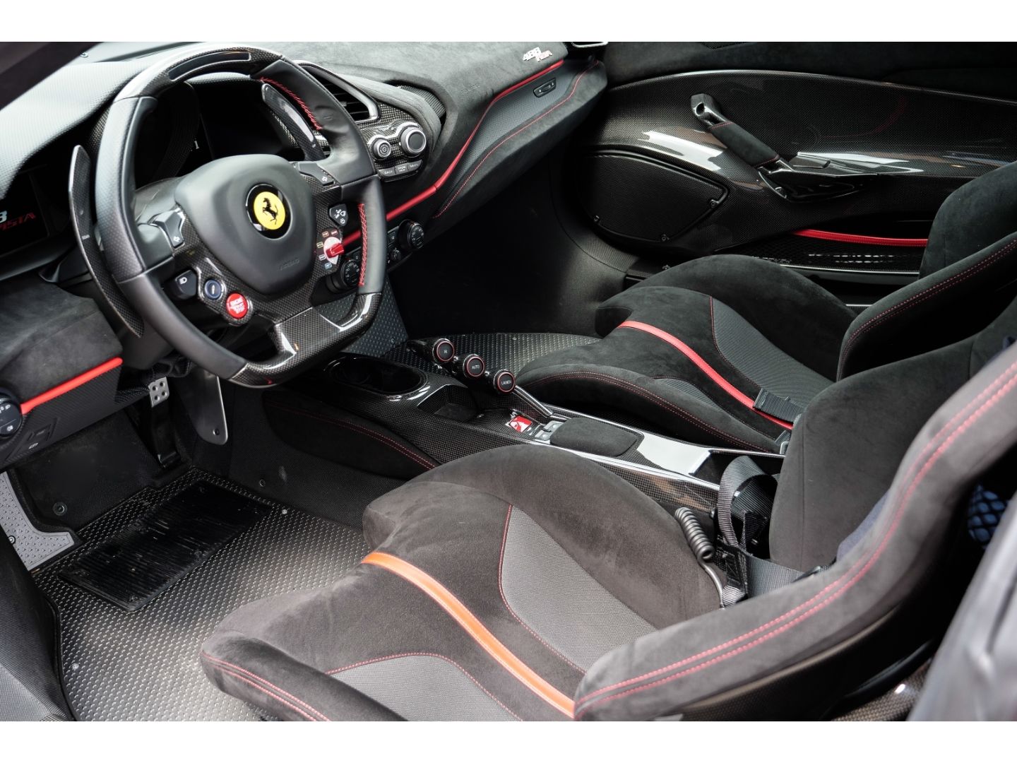 Ferrari 488 Pista - Samsaru's Car Outlet