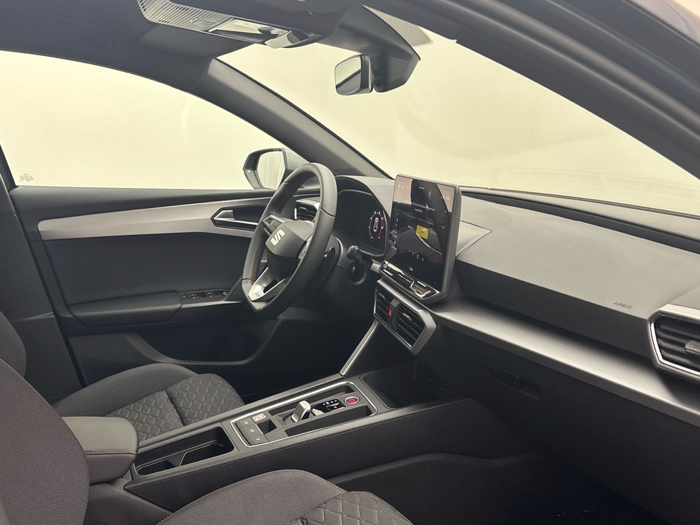 Seat Leon Sportstourer FR 2.0 TDI DSG LED ACC AHK