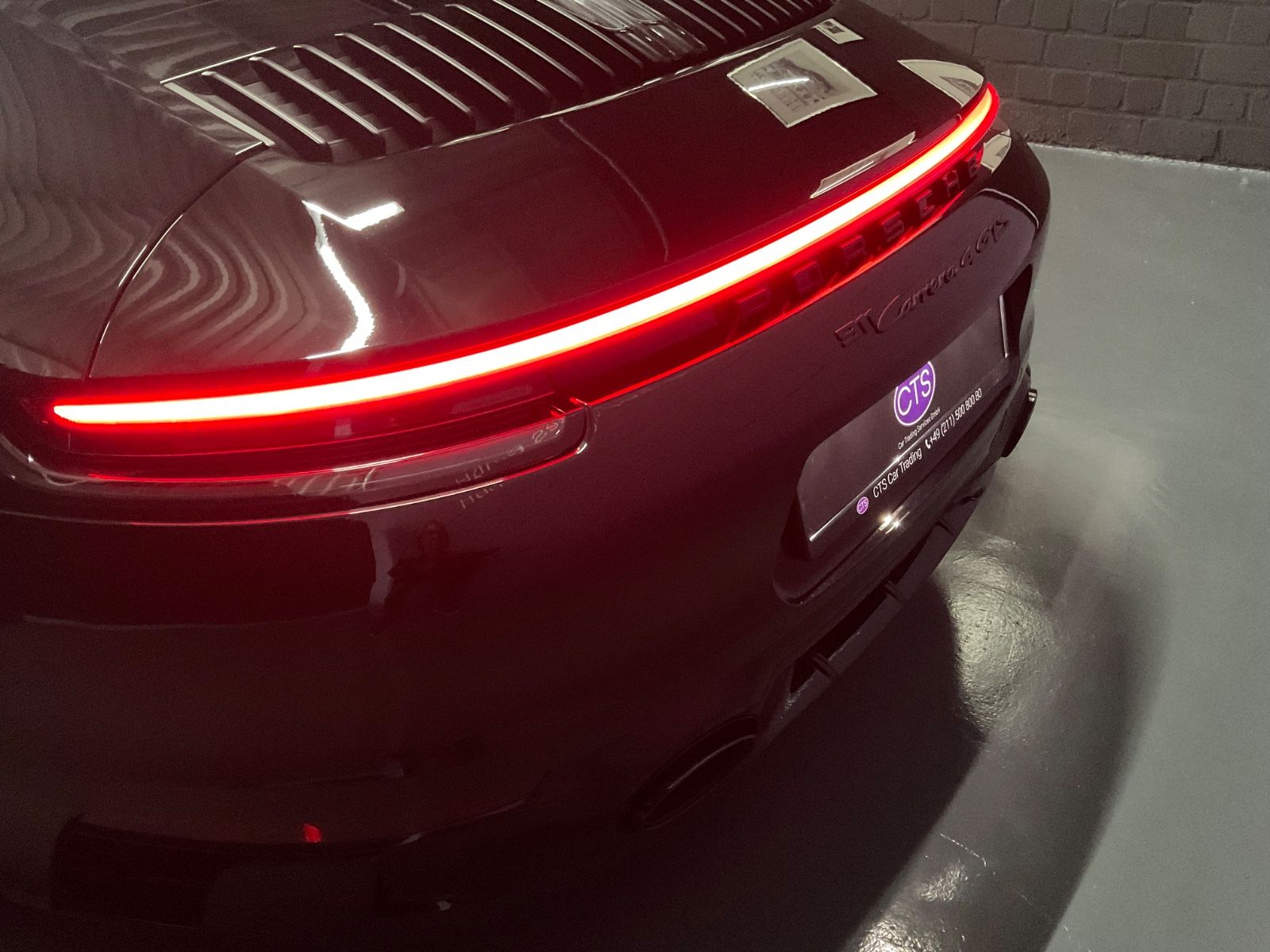 Porsche 911 / 992 Carrera 4 GTS / Kamera / Glasdach