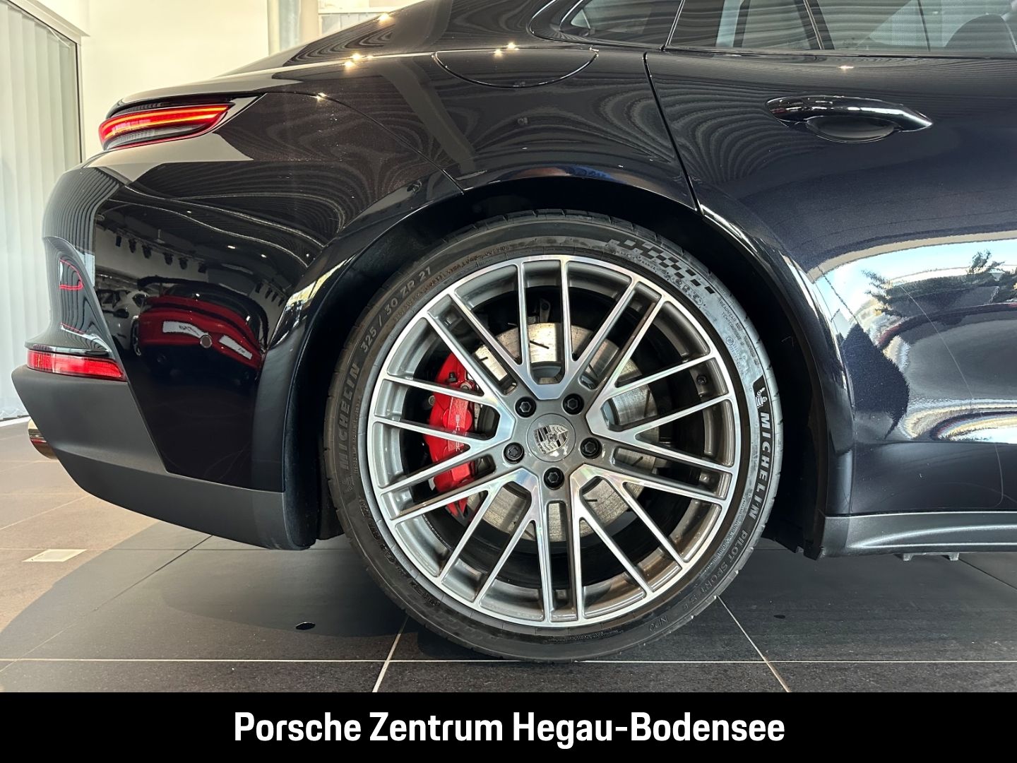 Porsche Panamera Turbo E-Hybrid/Active Ride/Sportabgasan