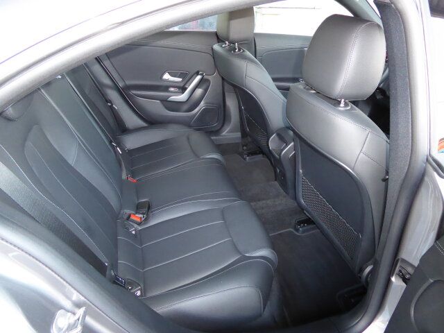 Mercedes-Benz CLA 180 Coupé Progressive - Samsaru's Car Outlet