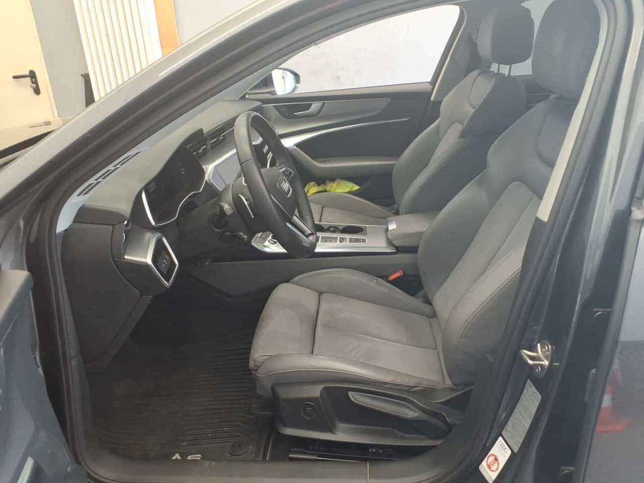 Audi A6 Av. 55 TFSI e qu. S line Matrix Pano AHK 360