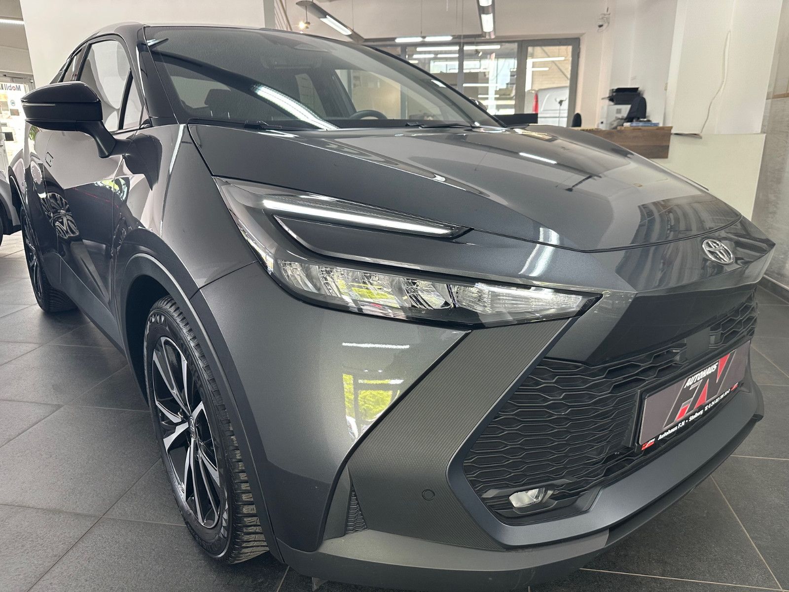 Toyota C-HR Hybrid FWD Team Deutschland