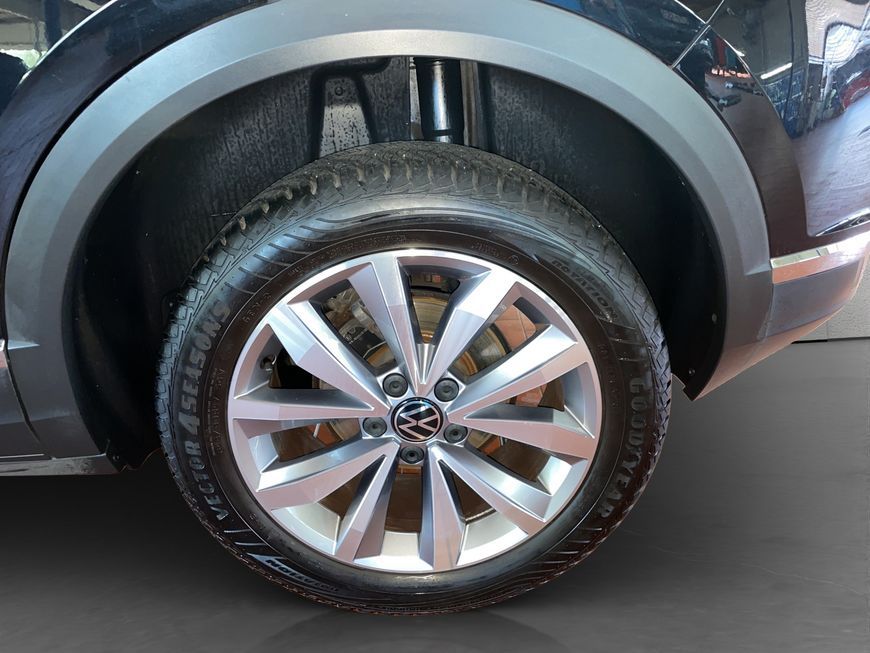 Volkswagen T-Roc 1.5 TSI DSG Style - Samsaru's Car Outlet