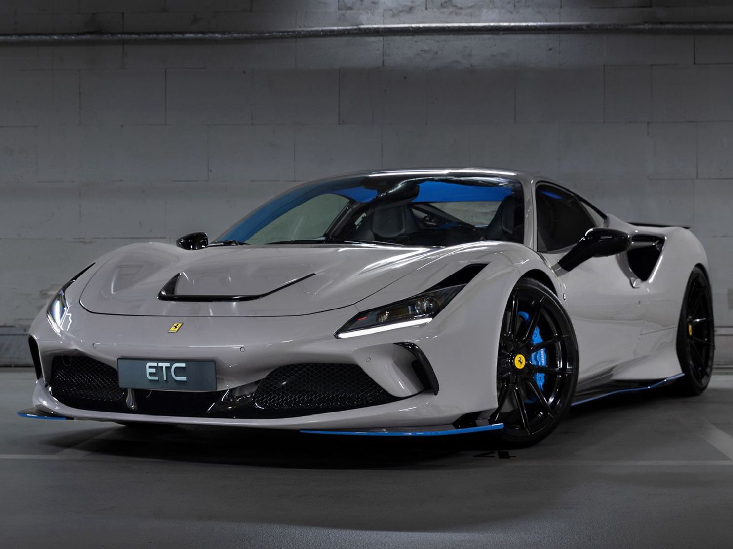 Ferrari F8 TRIBUTO Limited Edition - Samsaru's Car Outlet