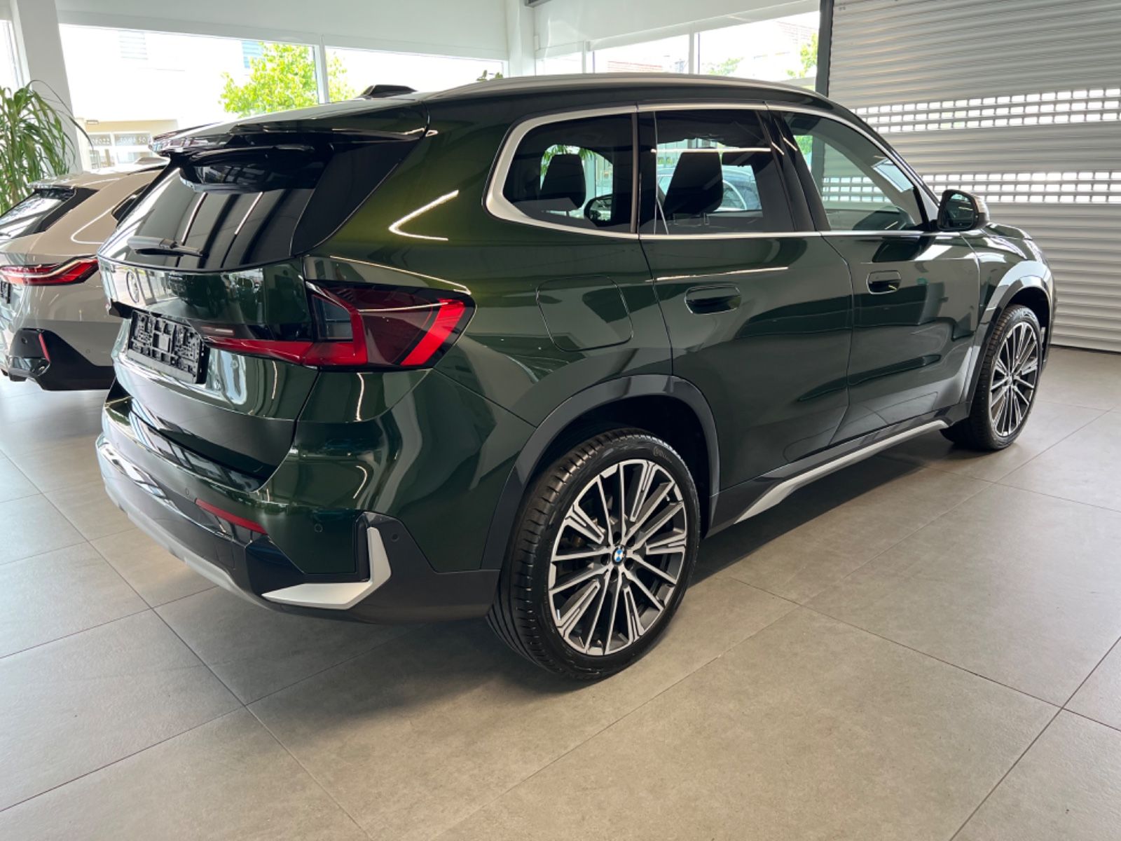 BMW X1 23 d xDrive xLine - Samsaru's Car Outlet