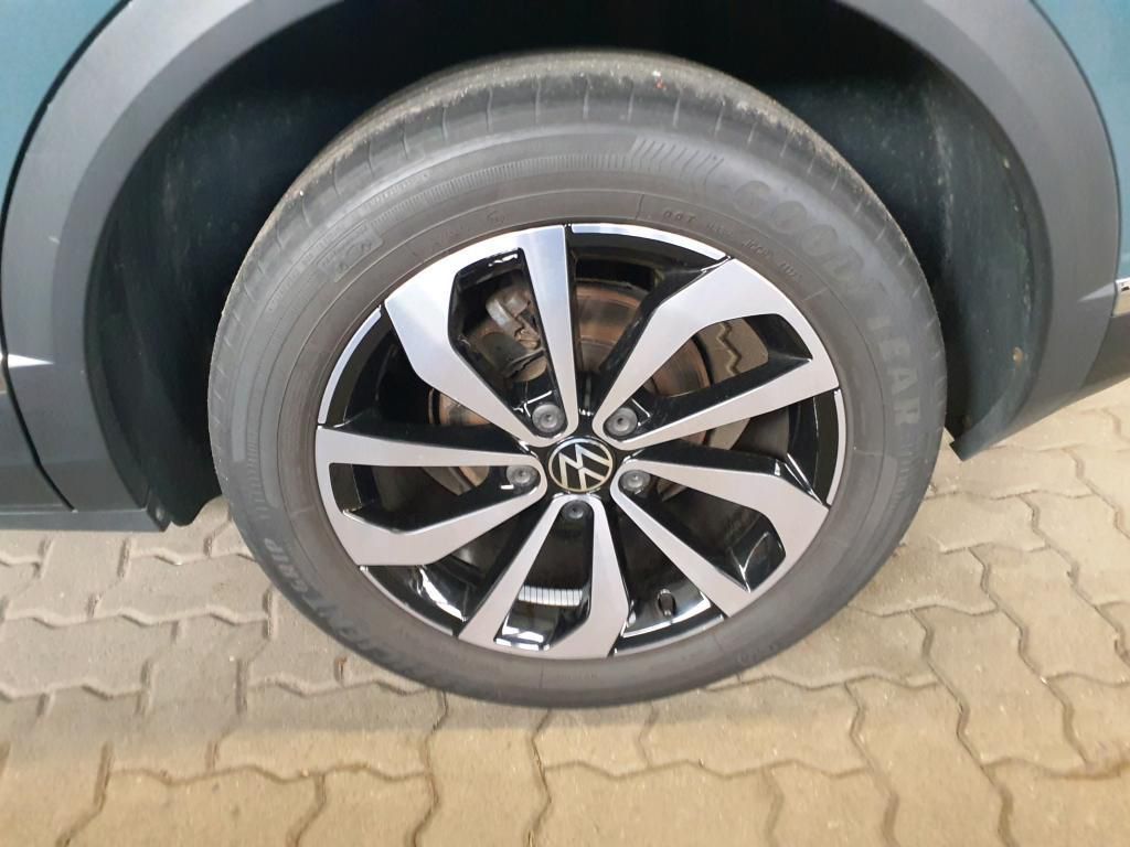 Volkswagen T-Roc Style 1.5 TSI - Samsaru's Car Outlet